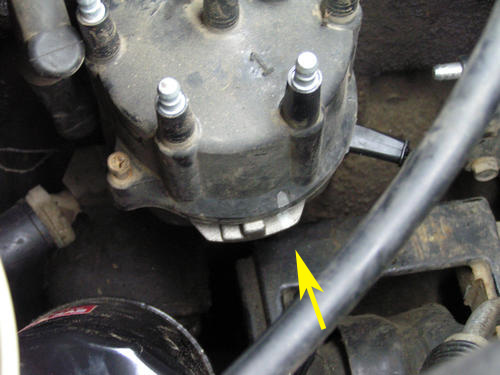 Replacing ignition distributor in Jeep's 4.0L engines.