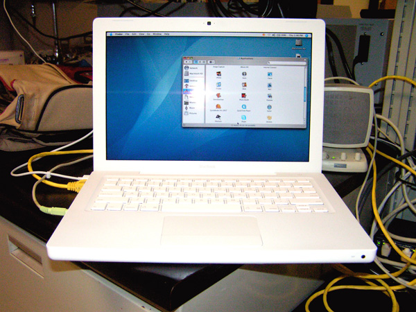 macbook.jpg